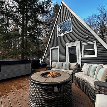 New! Cozy & Modern A-Frame In The Woods W/Hot Tub Villa Tamworth Kültér fotó