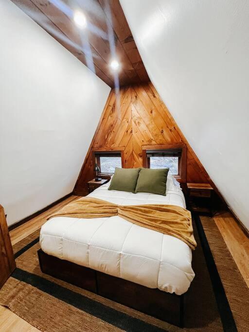 New! Cozy & Modern A-Frame In The Woods W/Hot Tub Villa Tamworth Kültér fotó