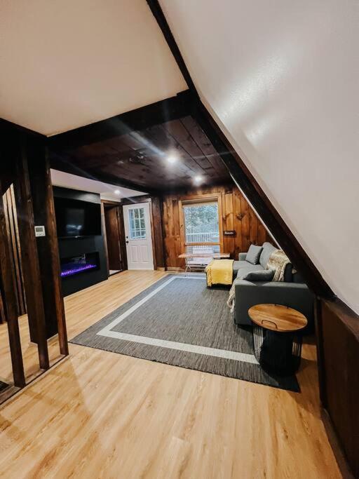 New! Cozy & Modern A-Frame In The Woods W/Hot Tub Villa Tamworth Kültér fotó