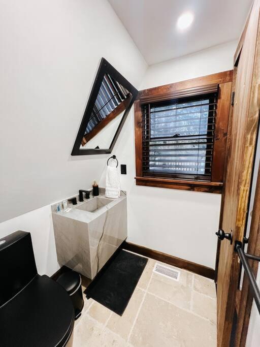 New! Cozy & Modern A-Frame In The Woods W/Hot Tub Villa Tamworth Kültér fotó